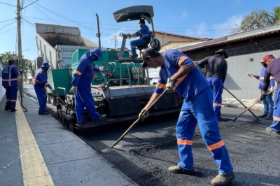 Sete vias do Parque das Laranjeiras recebem novo asfalto; veja a lista