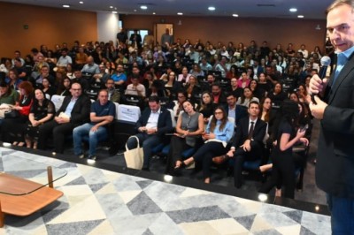 Goiânia reúne 230 servidores para aplicar a Nova Lei 14.133 e reduzir prazos nas licitações