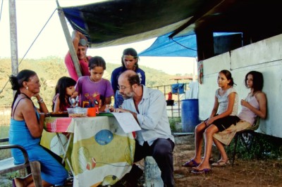 Cine Cultura oferece sessões gratuitas no sábado com pré-estreia de Apenas Coisas Boas e despedida de Mambembe