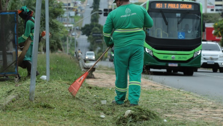 Força-tarefa de limpeza urbana é intensificada em Aparecida