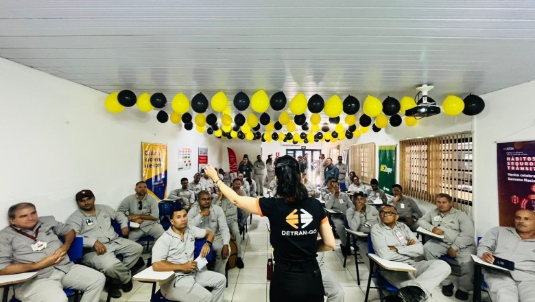 Detran-GO reforça campanha Maio Amarelo com ações educativas