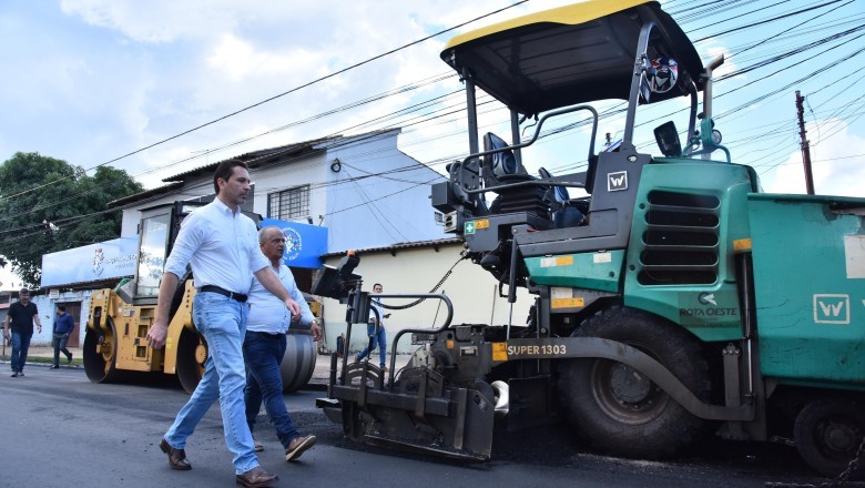 Vilela inspeciona execução de obras e serviços em Aparecida