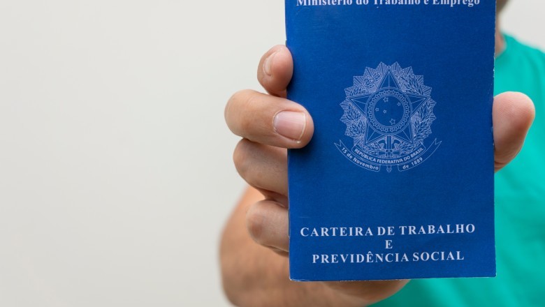 Governo Lula atinge recorde de empregos com carteira e informalidade recua