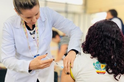 Goiânia oferta vacinação contra HPV em escolas públicas