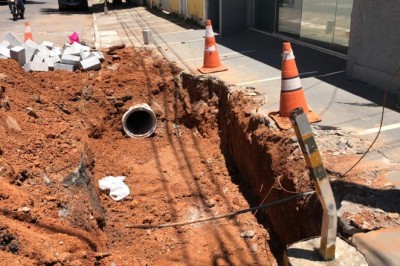 Goiânia executa obras de drenagem e pavimentação no Corredor T-7 e no Parque Flamboyant