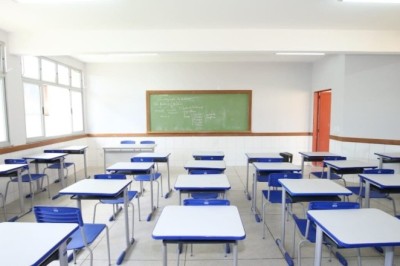 Goiás convoca 1.380 novos docentes aprovados em concurso de 2022