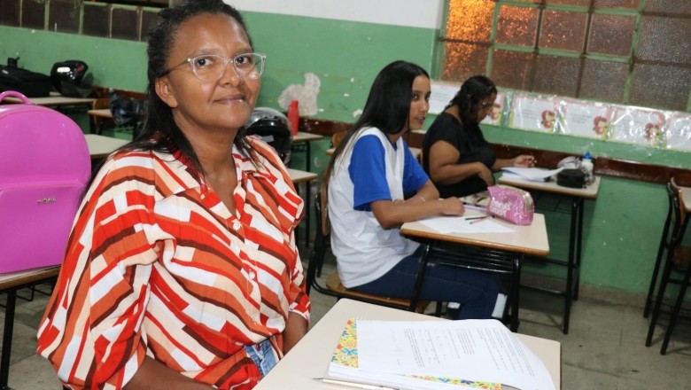 Goiânia intensifica busca ativa para matrículas na EJA