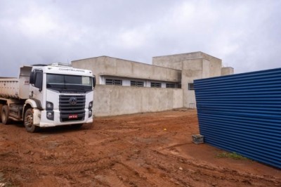 Construção da UBS Novo Gama avança para fase final
