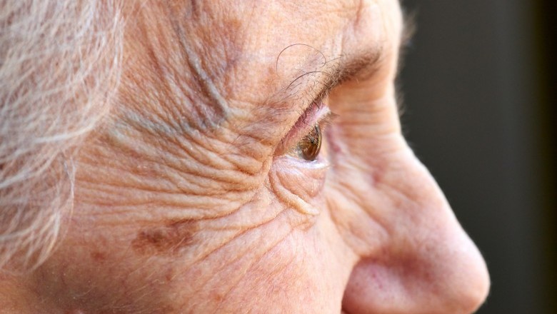 Projeto propõe prioridade a idosos em atendimento telefônico em Goiás