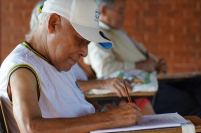 Programa de alfabetização já atendeu mais de 10,2 mil pessoas em Goiás