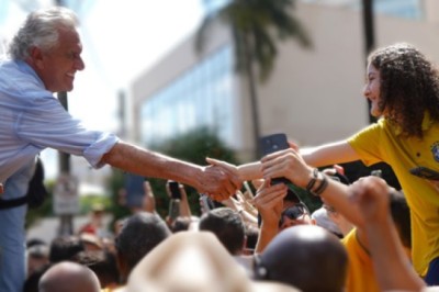 Caiado vira favorito no PSD após saída de Ratinho Júnior da disputa presidencial