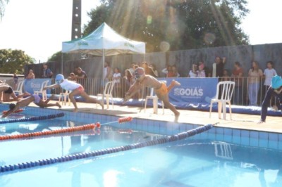 Governo de Goiás atende cerca de 250 pessoas em Festival Aquático, na Praça de Esportes do Setor Pedro Ludovico