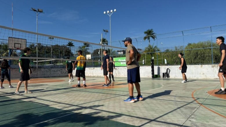 Governo de Goiás e Saneago Goiás Vôlei promovem “Vôlei na Rua” no Parque Marcos Veiga Jardim, em Goiânia