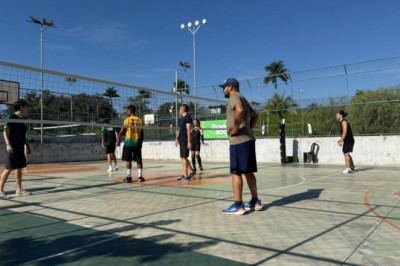 Governo de Goiás e Saneago Goiás Vôlei promovem “Vôlei na Rua” no Parque Marcos Veiga Jardim, em Goiânia