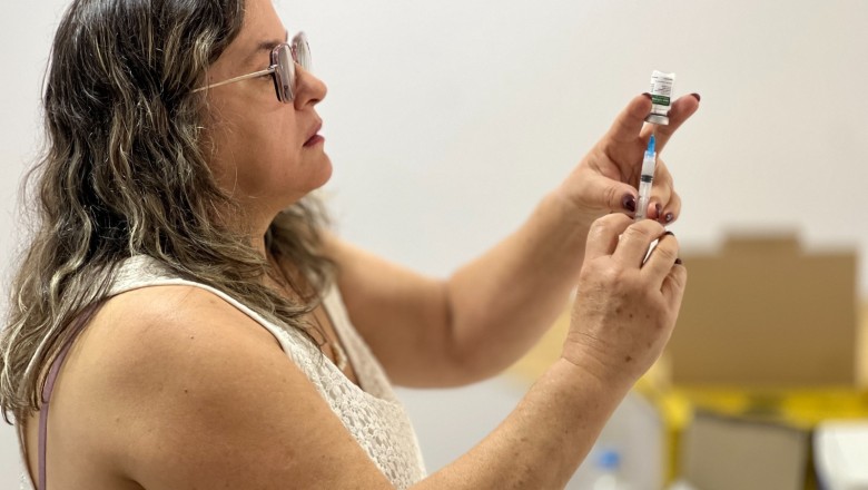 Com mais salas, Prefeitura de Goiânia acelera vacinação e bate recorde contra gripe