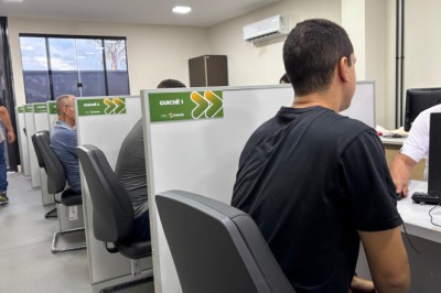 Senador Canedo abre 3 seleções nesta segunda (11) com vagas em call center, indústria e supermercado