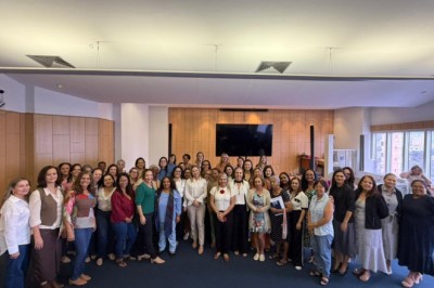 Homenagem em Goiânia celebra Dia do Assistente Social e reúne cerca de 100 profissionais