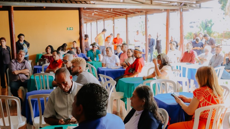 Café da manhã e palestras marcam homenagem a líderes comunitários em Senador Canedo