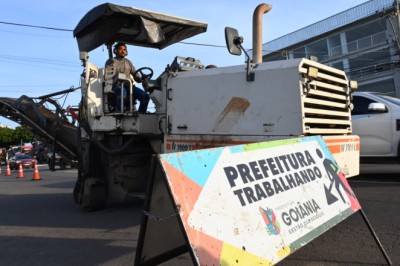 Goiânia inicia recapeamento em 57 ruas e duas praças; gestão projeta 800 km de asfalto novo