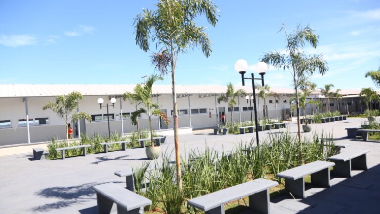 Goiás inaugura primeira escola estadual modular; Cidade Ocidental ganha 1,4 mil vagas