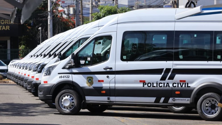 Goiás entrega 17 vans, 88 motos e 170 tasers em pacote de R$ 12,7 milhões para reforçar segurança