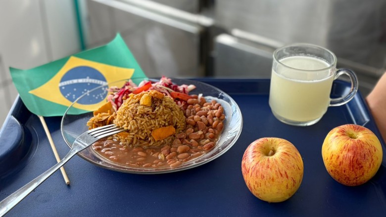 Do schnitzel ao fish and chips: cardápios da Copa transformam merenda em aula de cultura, sem ultraprocessados