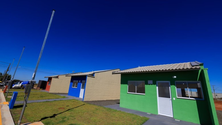 50 casas a custo zero em Mineiros: R$ 8,3 milhões em moradias, escrituras gratuitas e mutirão de serviços