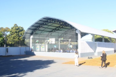 Reforma, ampliação e nova quadra beneficiam mais de 900 alunos em colégio estadual de Goiânia