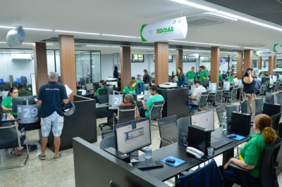 Brasil x Japão: Governo de Goiás encerra expediente ao meio-dia nesta segunda; veja o que muda
