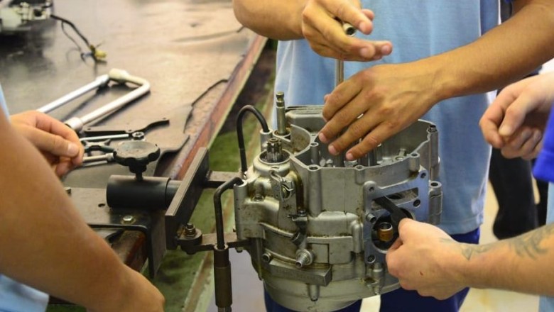 Parceria entre UFG e Polícia Penal de Goiás capacita reeducandos para produzir tecnologias assistivas de baixo custo