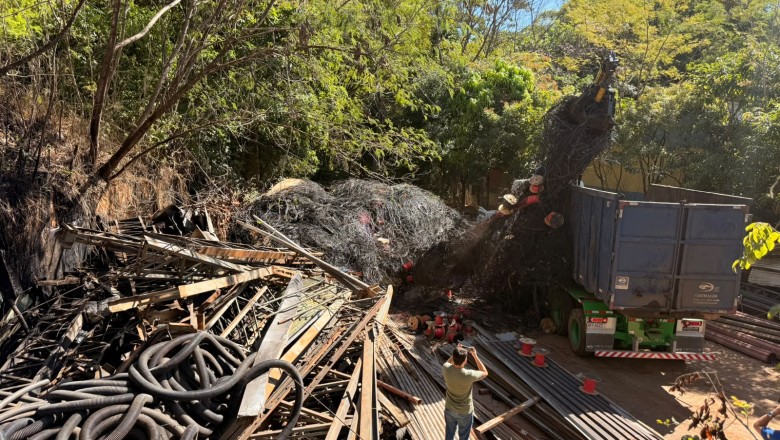 Goiânia doa 110,7 t de cabos retirados de 4.396 postes e propõe lei para identificar fios