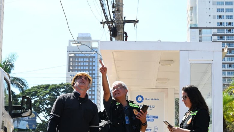 Operação Cidade Segura mobiliza 38 empresas, regulariza 4.396 postes e remove 110,7 t da rede aérea em Goiânia