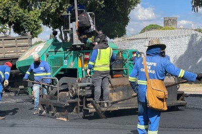 Goiânia alcança 444,48 km de vias recuperadas; obras seguem em 11 bairros e meta é 800 km