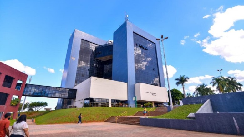 Goiânia renova frota com até 615 veículos, leiloa antigos e adota rastreamento 24h para ampliar eficiência