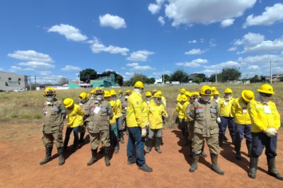 Goiânia forma primeira brigada municipal de incêndios e reforça prevenção a queimadas na seca