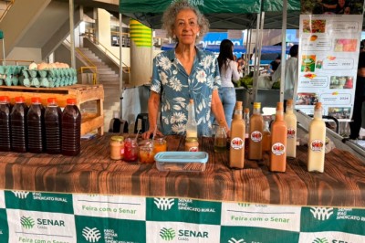 Do campo à mesa: feira no Paço Municipal reúne mais de 50 produtores e mira edições mensais em Goiânia
