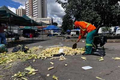 Comurg realiza mutirão para limpar 34 feiras em Goiânia neste fim de semana; veja locais