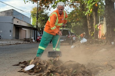 Goiânia reforça limpeza das ruas antes das chuvas para reduzir risco de alagamentos