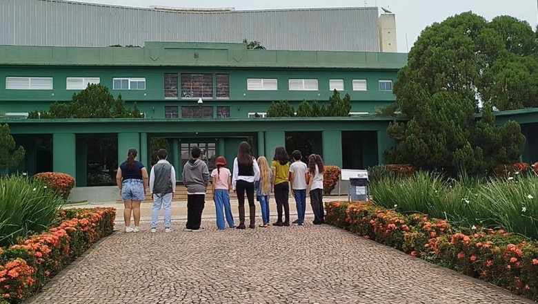Estudantes transformam pontos históricos de Goiânia em cenário de aventura para série exibida no cinema