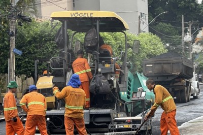 Recapeamento de 6,9 quilômetros começa em 22 ruas de Goiânia; veja os setores atendidos