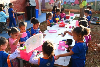Reestruturação da carreira pode elevar ganhos de servidores da Educação de Goiânia em até 19,18% até 2030