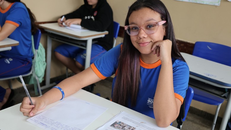Mais de 400 estudantes participam de dia com esporte, literatura e criatividade em Goiânia