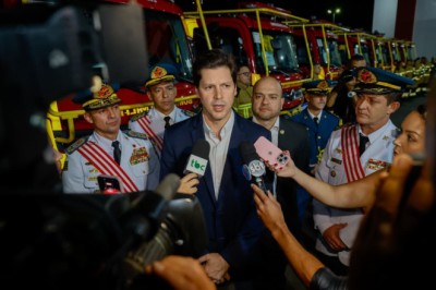 Bombeiros de Goiás têm 793 promoções e recebem dez novas viaturas em investimento de R$ 15 milhões
