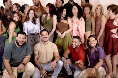 Jovens talentos e banda sinfônica se unem em espetáculo inspirado nos grandes musicais