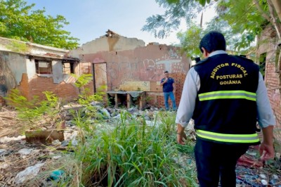 Goiânia supera 70 demolições de imóveis abandonados após nova ação no Setor Capuava